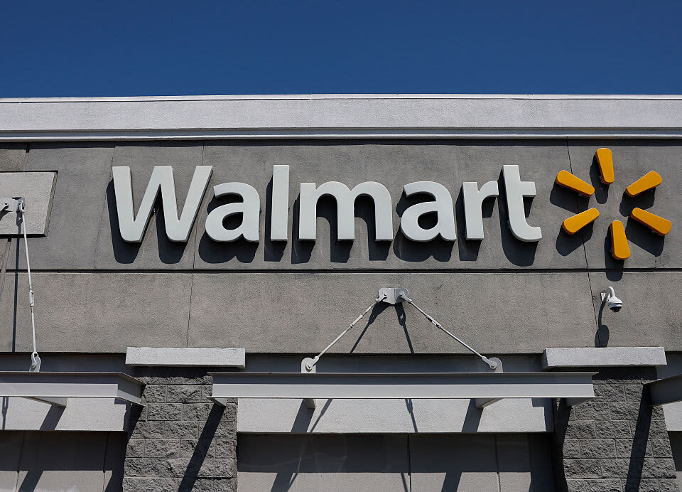 Premarket Stock Insights: Walmart, Dick's Sporting Goods & More - May 15, 2025