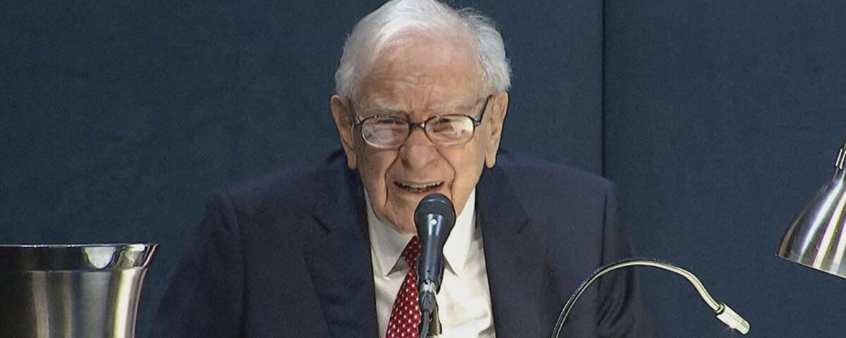 Warren Buffett on Trade: Why Tariffs Are a Recipe for Economic Turbulence