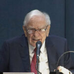 Warren Buffett on Trade: Why Tariffs Are a Recipe for Economic Turbulence