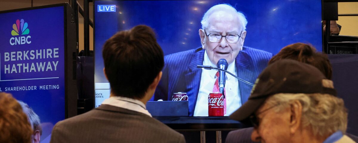 Berkshire Hathaway Shares Plummet After Buffett's Departure: What Lies Ahead?