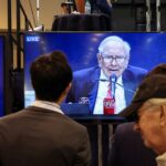 Berkshire Hathaway Shares Plummet After Buffett's Departure: What Lies Ahead?